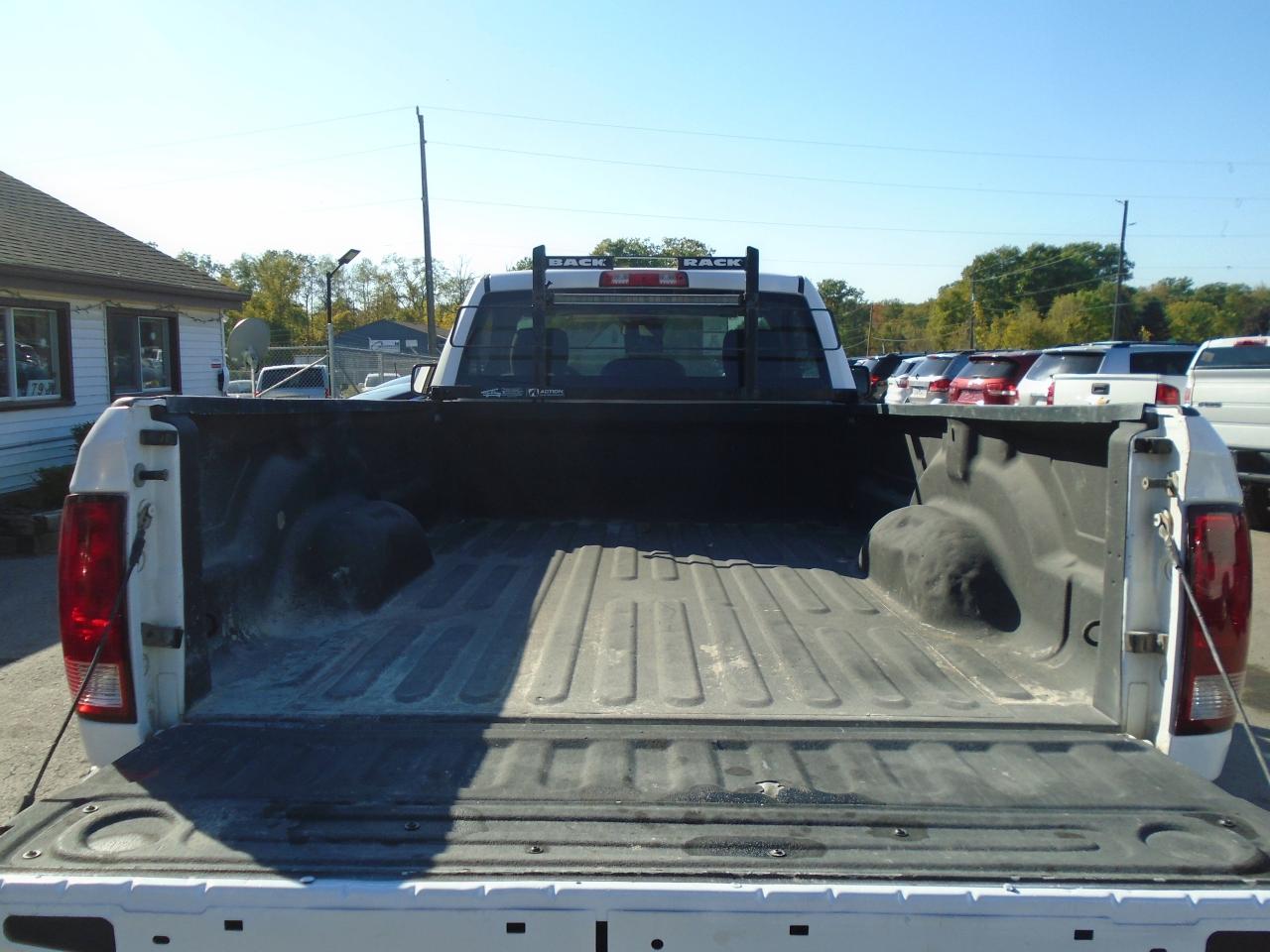 2017 RAM 1500 2WD Reg Cab 140.5  Tradesman - Photo #24