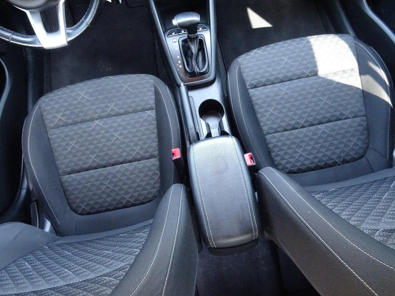2020 Kia Rio 5-Door Base - Photo #11