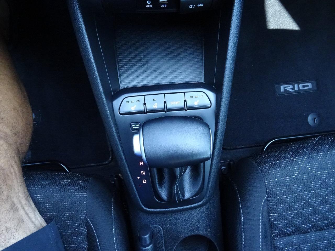 2020 Kia Rio 5-Door Base - Photo #15