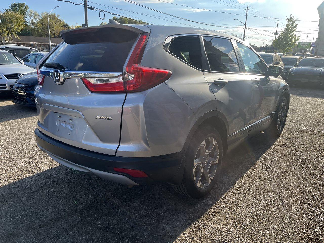 2017 Honda CR-V EX Photo3