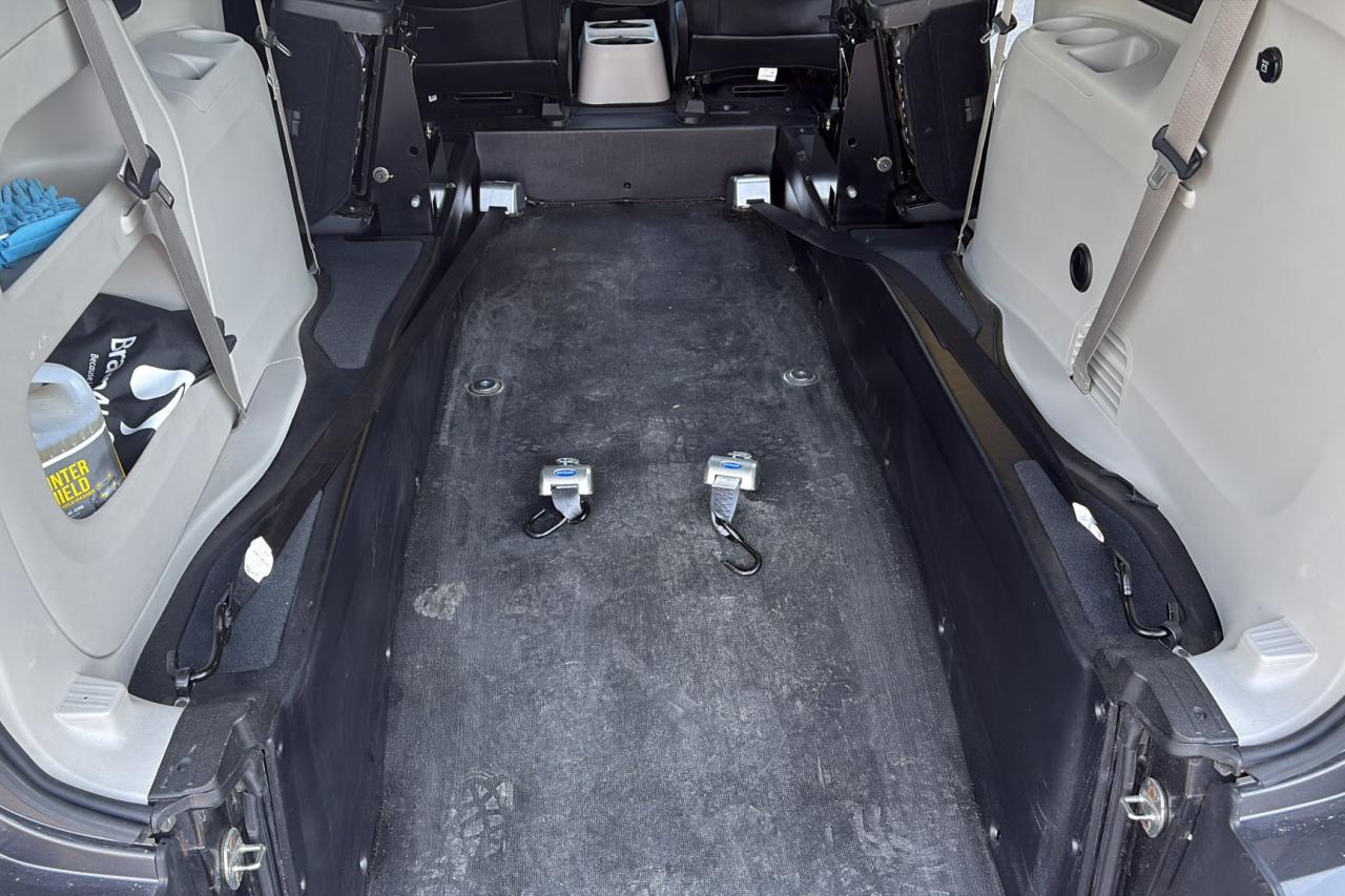 2018 Chrysler Pacifica L - Photo #6