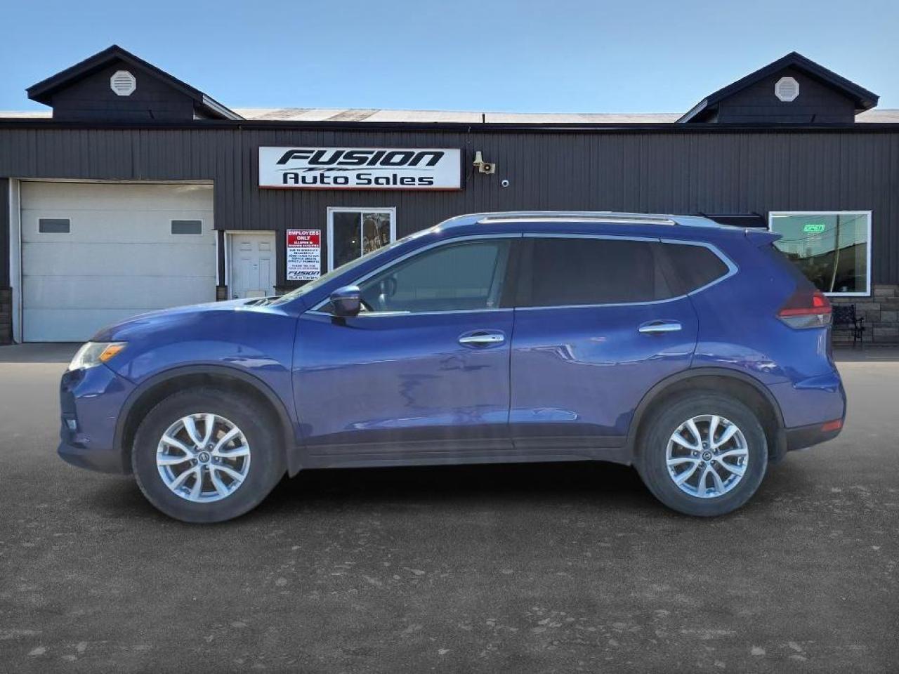 2018 Nissan Rogue AWD SV-PANORAMIC SUNROOF-REAR CAMERA-HEATED SEATS - Photo #2