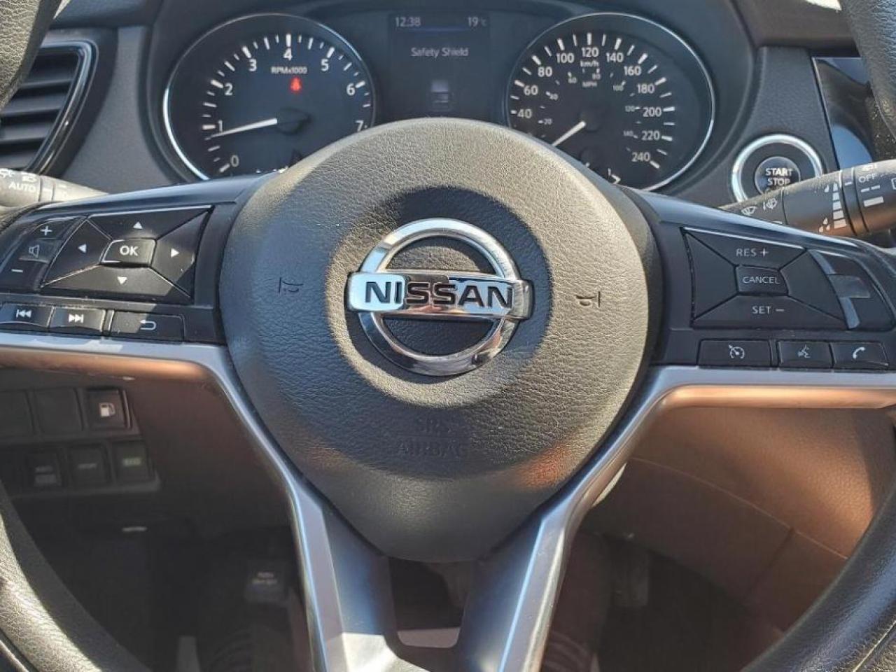 2018 Nissan Rogue AWD SV-PANORAMIC SUNROOF-REAR CAMERA-HEATED SEATS - Photo #13