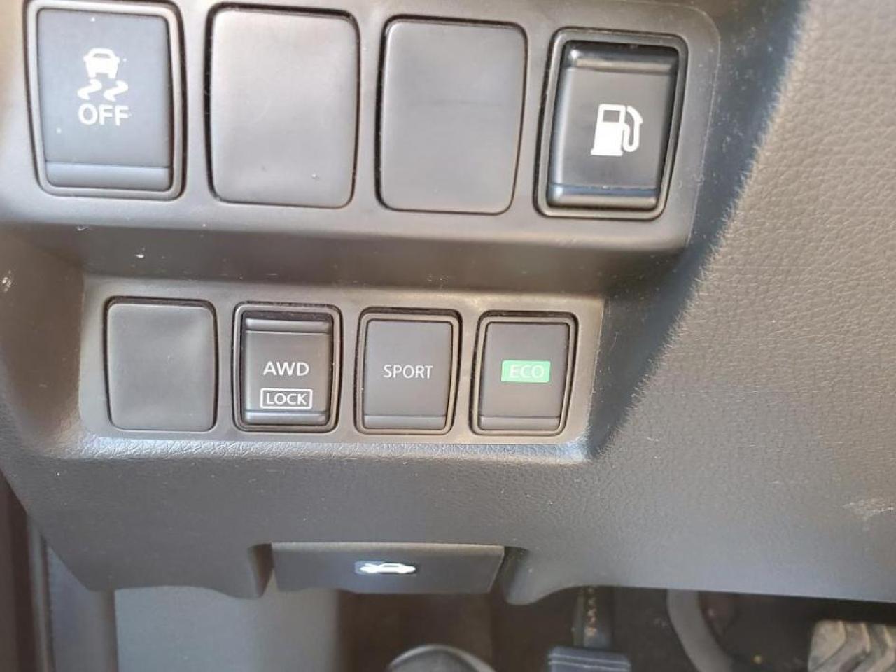 2018 Nissan Rogue AWD SV-PANORAMIC SUNROOF-REAR CAMERA-HEATED SEATS - Photo #14