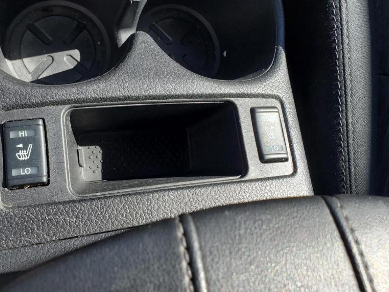 2018 Nissan Rogue AWD SV-PANORAMIC SUNROOF-REAR CAMERA-HEATED SEATS - Photo #17