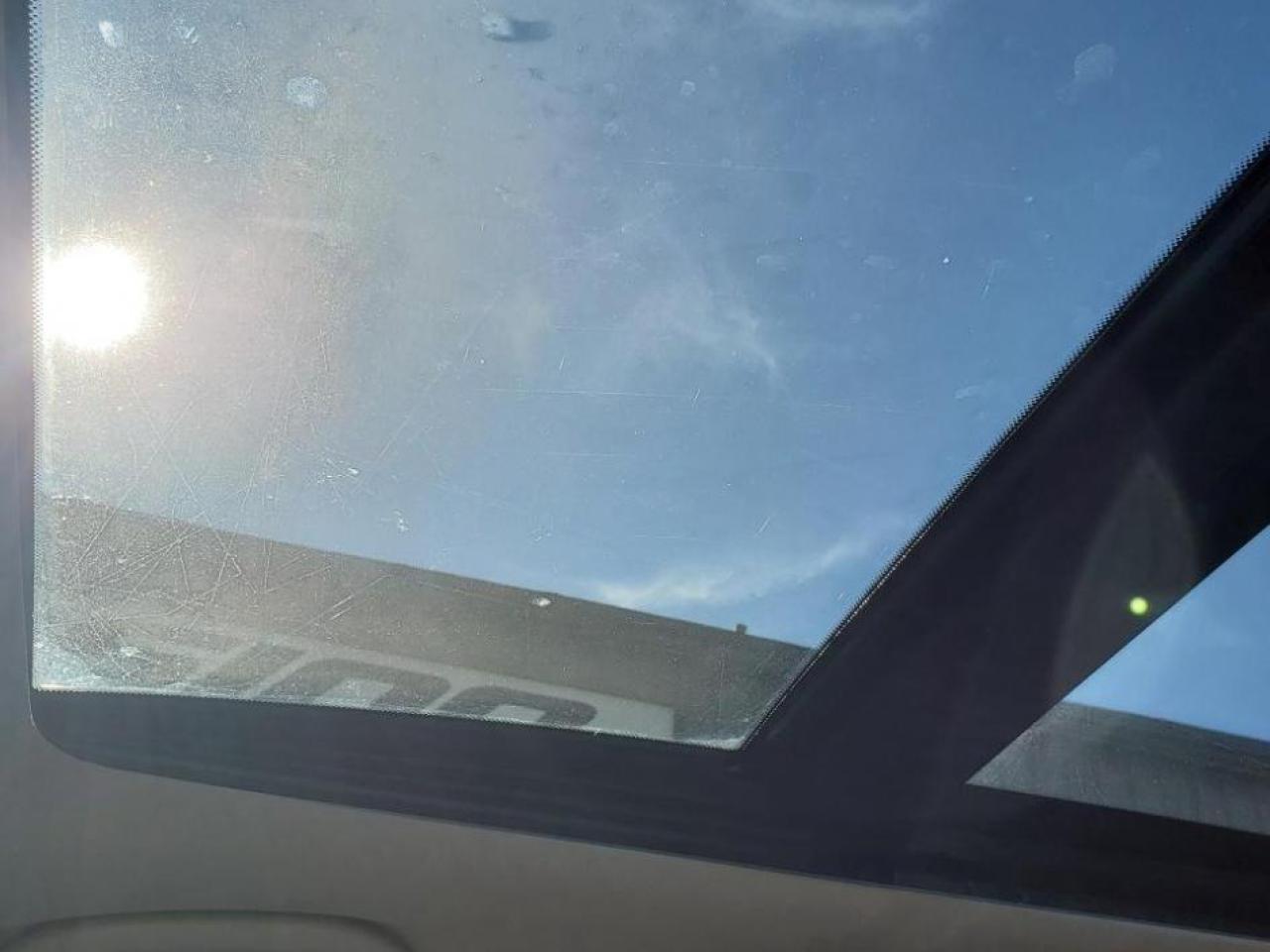 2018 Nissan Rogue AWD SV-PANORAMIC SUNROOF-REAR CAMERA-HEATED SEATS - Photo #19