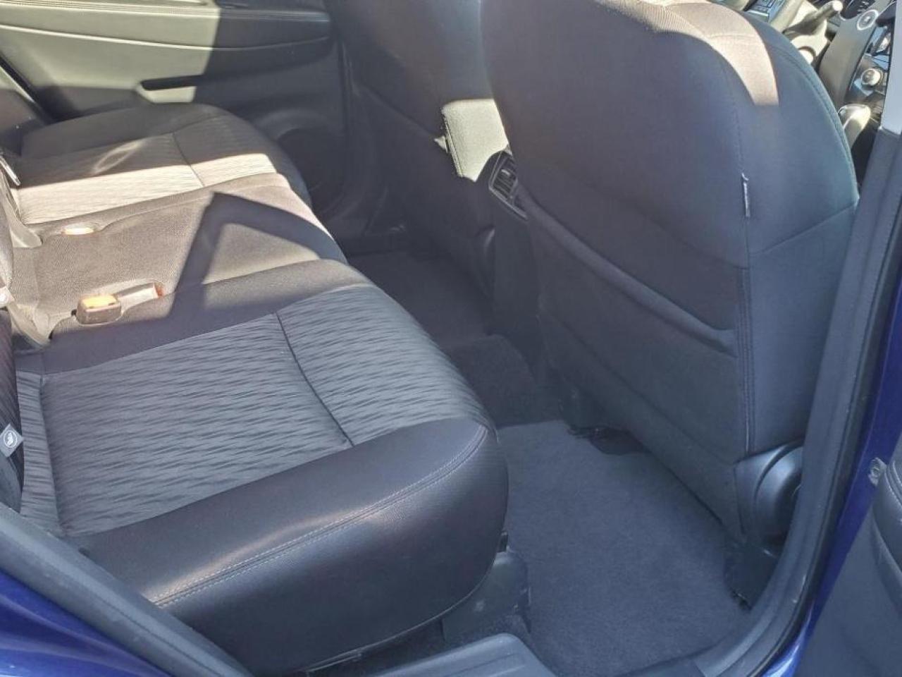 2018 Nissan Rogue AWD SV-PANORAMIC SUNROOF-REAR CAMERA-HEATED SEATS - Photo #22