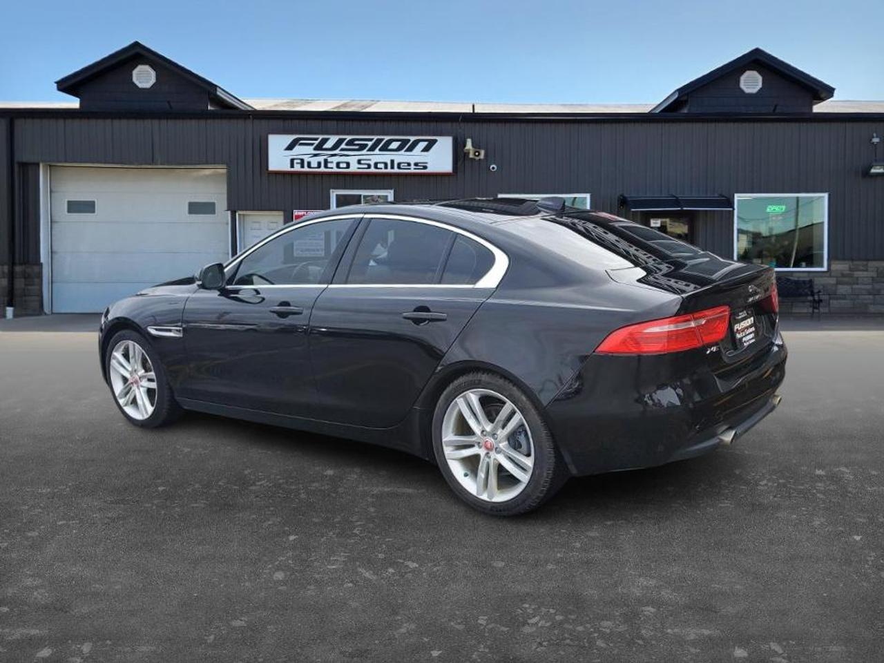 2018 Jaguar XE