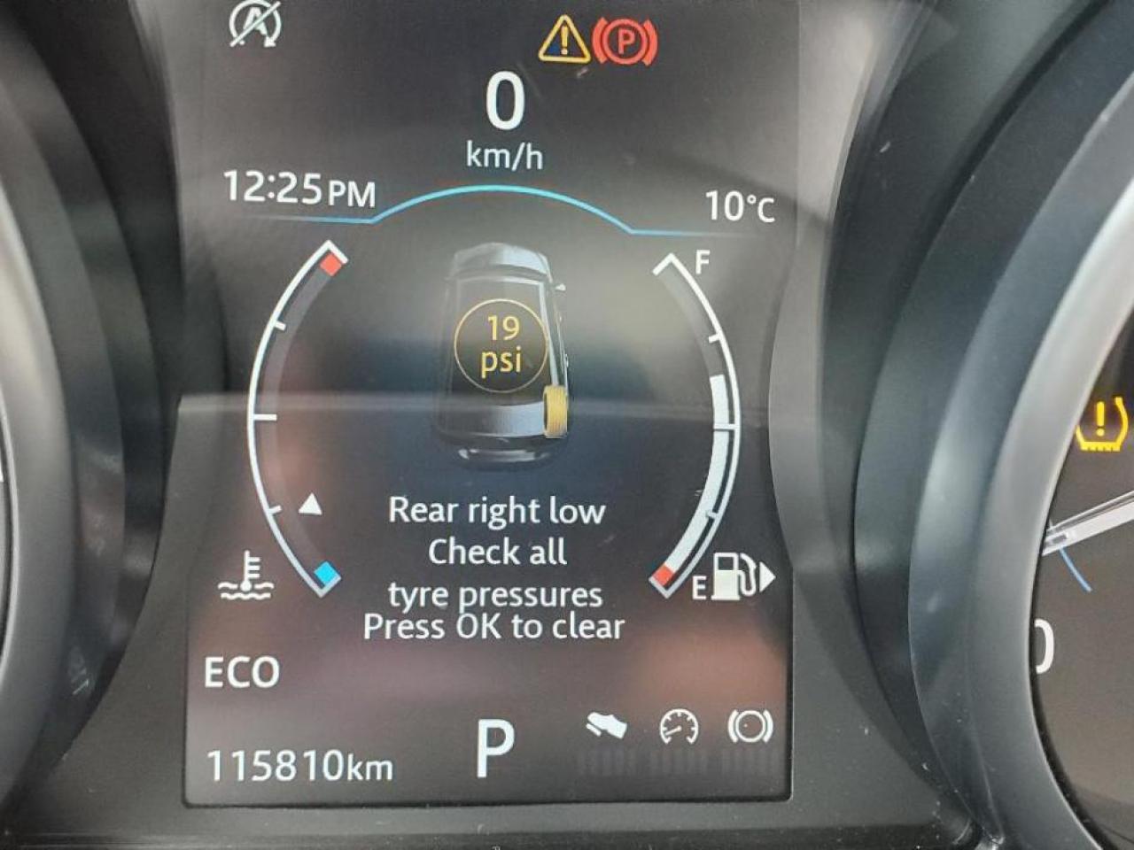 2018 Jaguar XE 30t AWD Prestige-"NO TAX SALE-MAX $2000-LTD TIME O - Photo #11