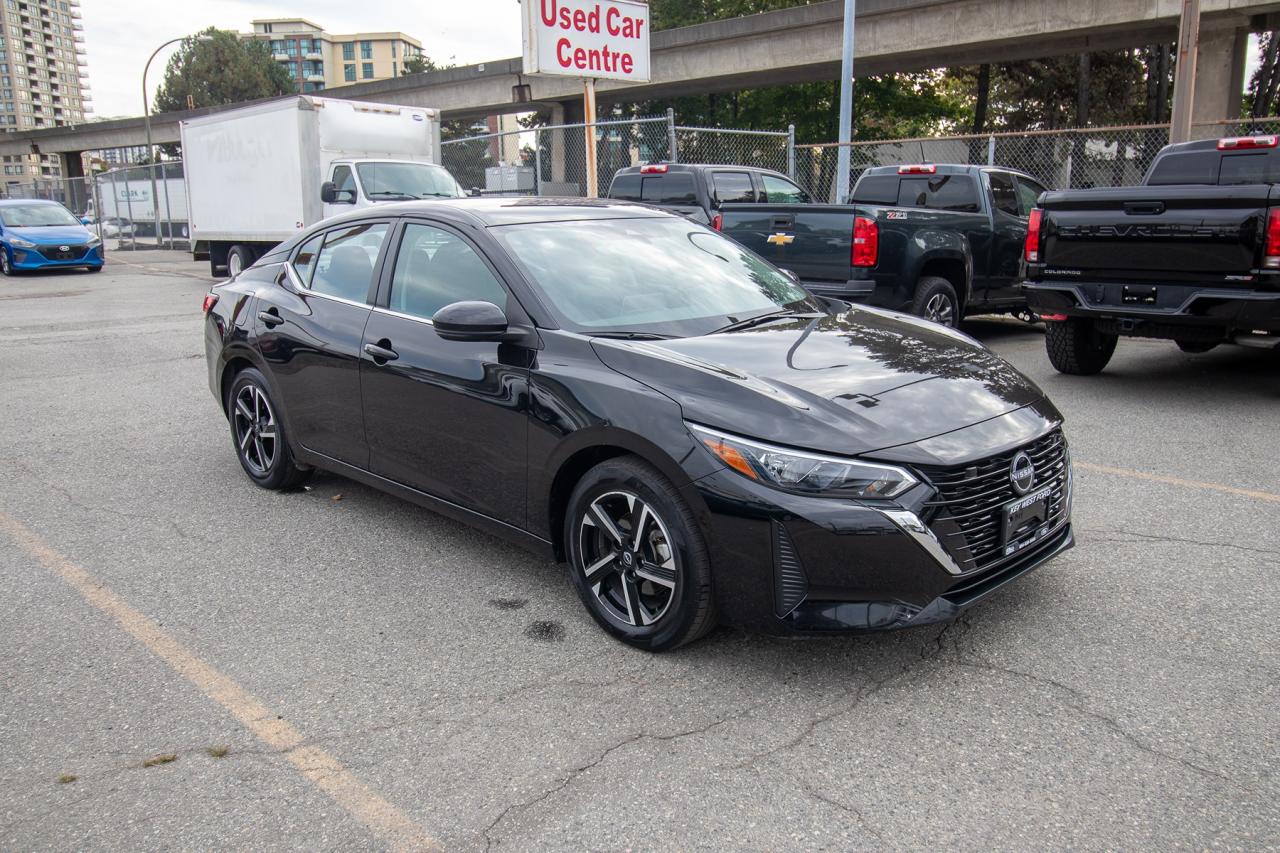 2024 Nissan Sentra SV Photo5