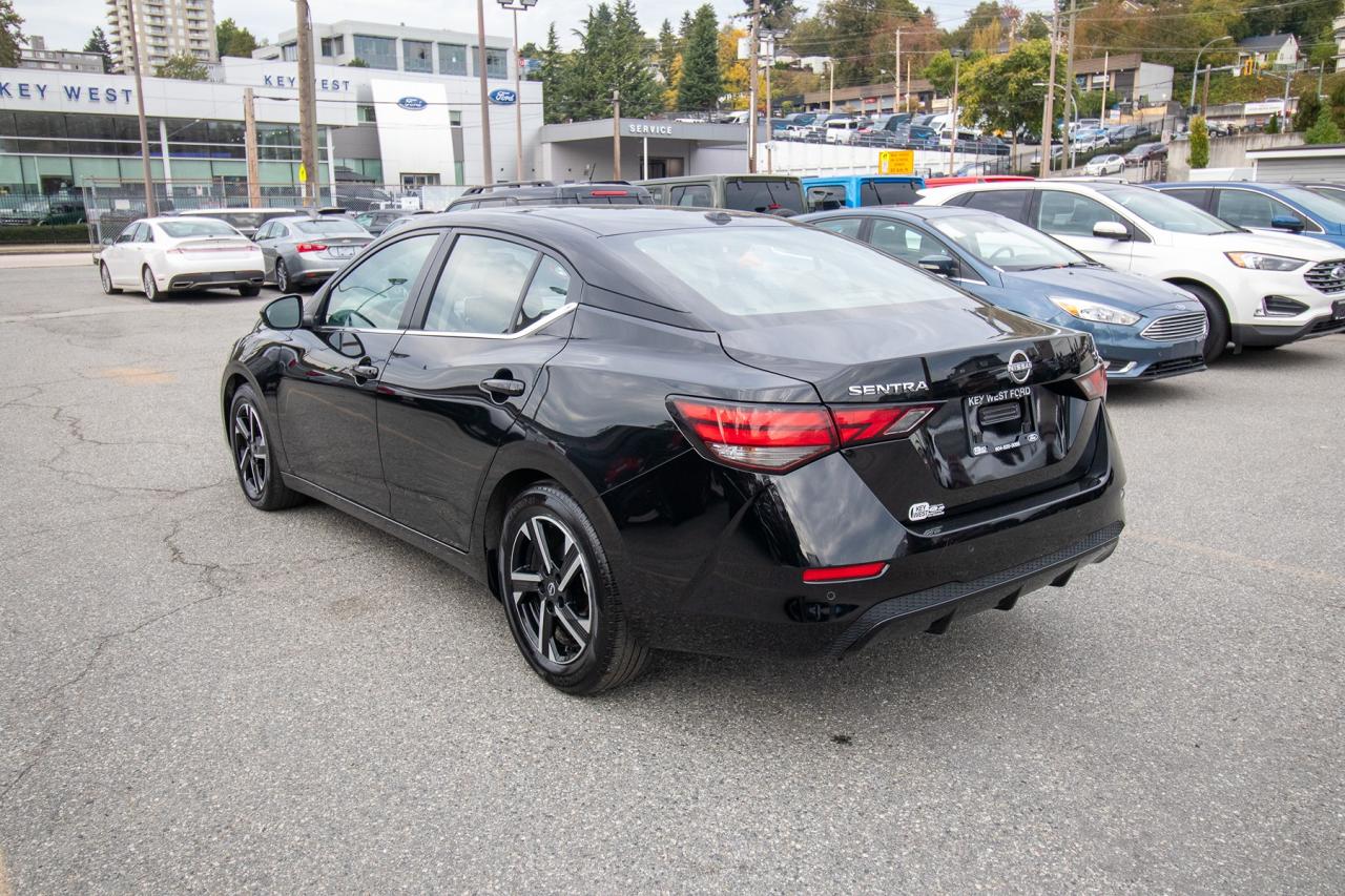 2024 Nissan Sentra SV Photo5