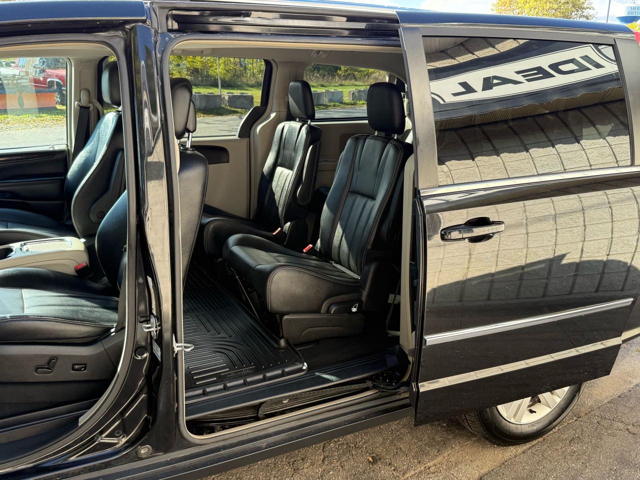 2016 Dodge Grand Caravan Crew Plus - Photo #7