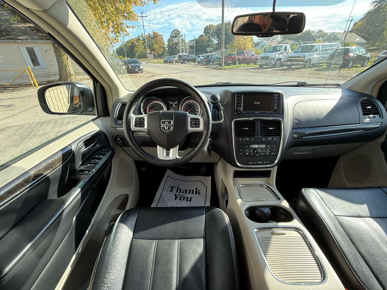2016 Dodge Grand Caravan Crew Plus - Photo #8