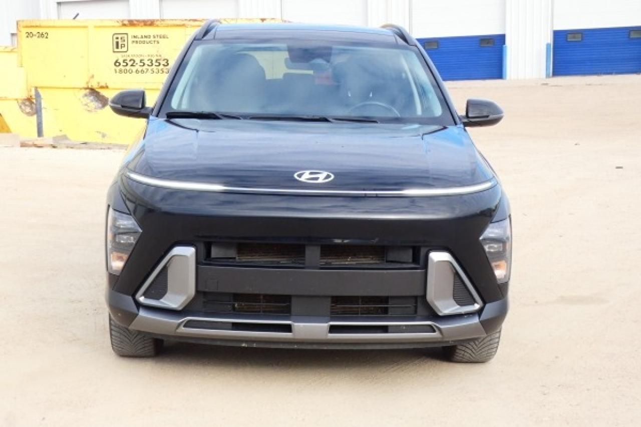 2024 Hyundai Venue Essential w/Htd cloth, BUC - Photo #3
