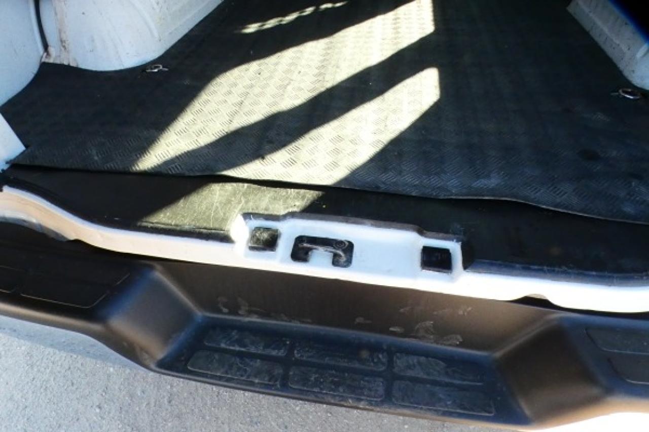 2023 GMC Savana Cargo Van RWD 2500 w/cloth seats, RVM BUC - Photo #17