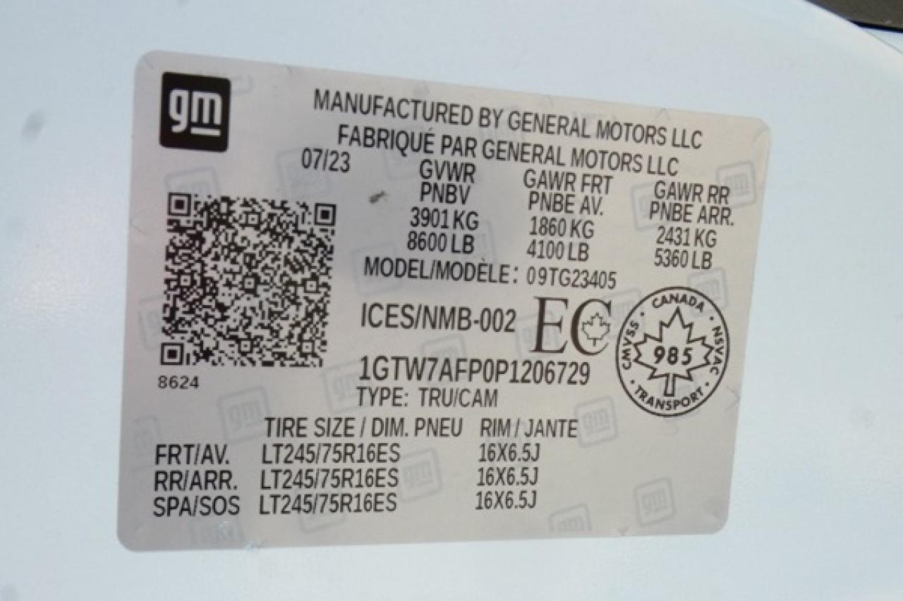 2023 GMC Savana Cargo Van RWD 2500 w/cloth seats, RVM BUC - Photo #20