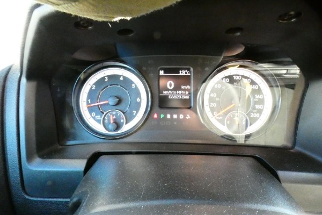 2023 Dodge Ram 1500 SLT Classic 4x4 Crew Cab w/Power cloth, BUC - Photo #13