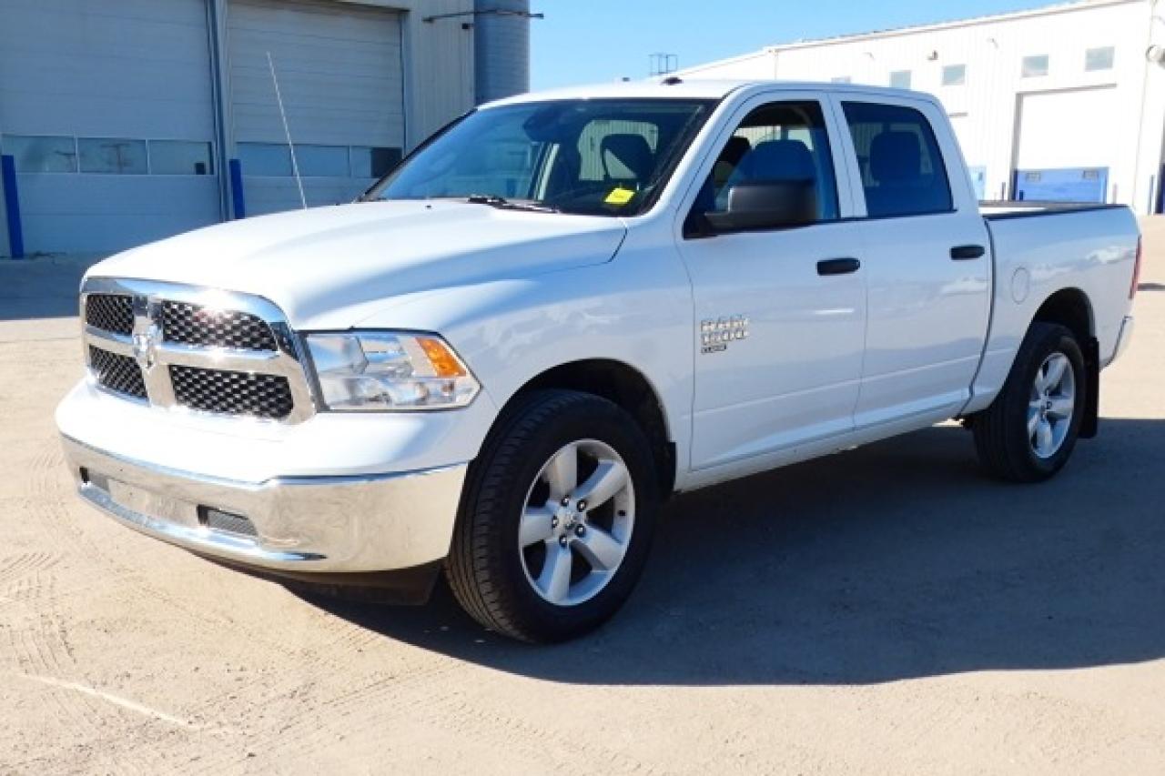 2023 Dodge Ram 1500 SLT Classic 4x4 Crew Cab w/Power cloth, BUC - Photo #2