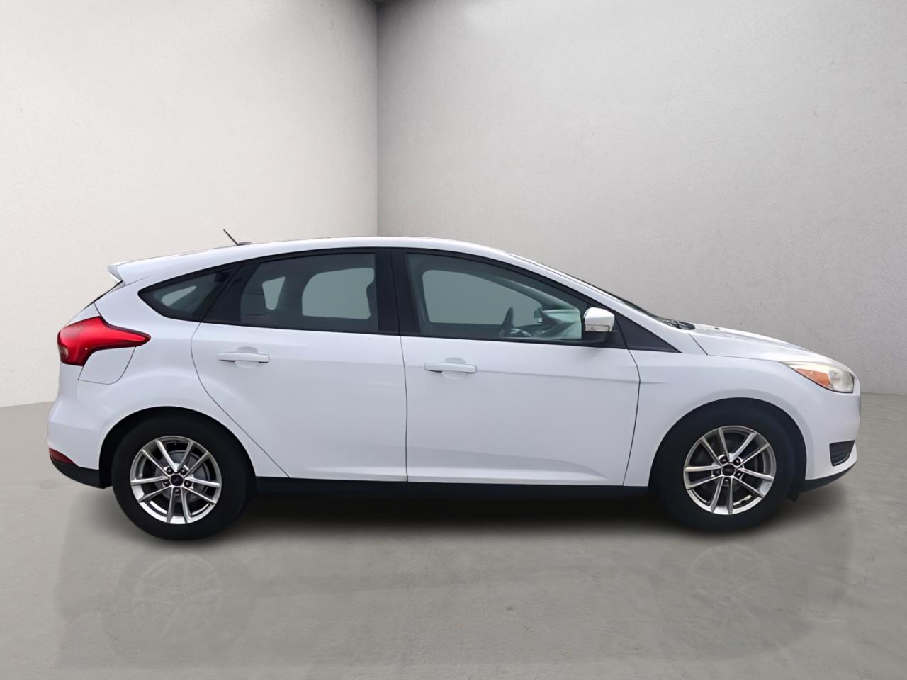 2015 Ford Focus SE / H.SEATS / BLUETOOTH Photo7