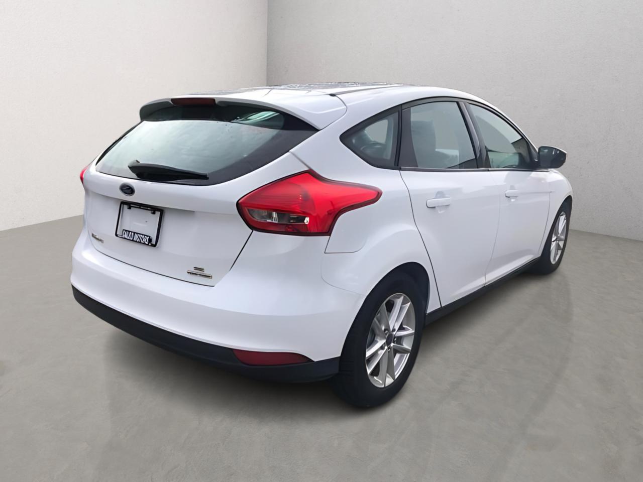 2015 Ford Focus SE / H.SEATS / BLUETOOTH Photo5