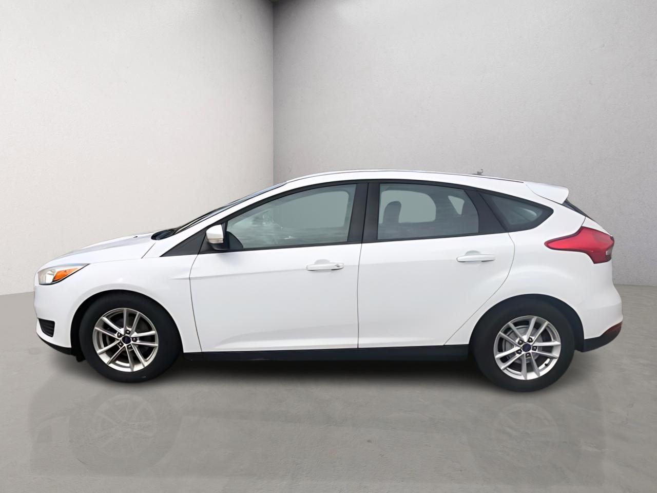 2015 Ford Focus SE / H.SEATS / BLUETOOTH Photo3