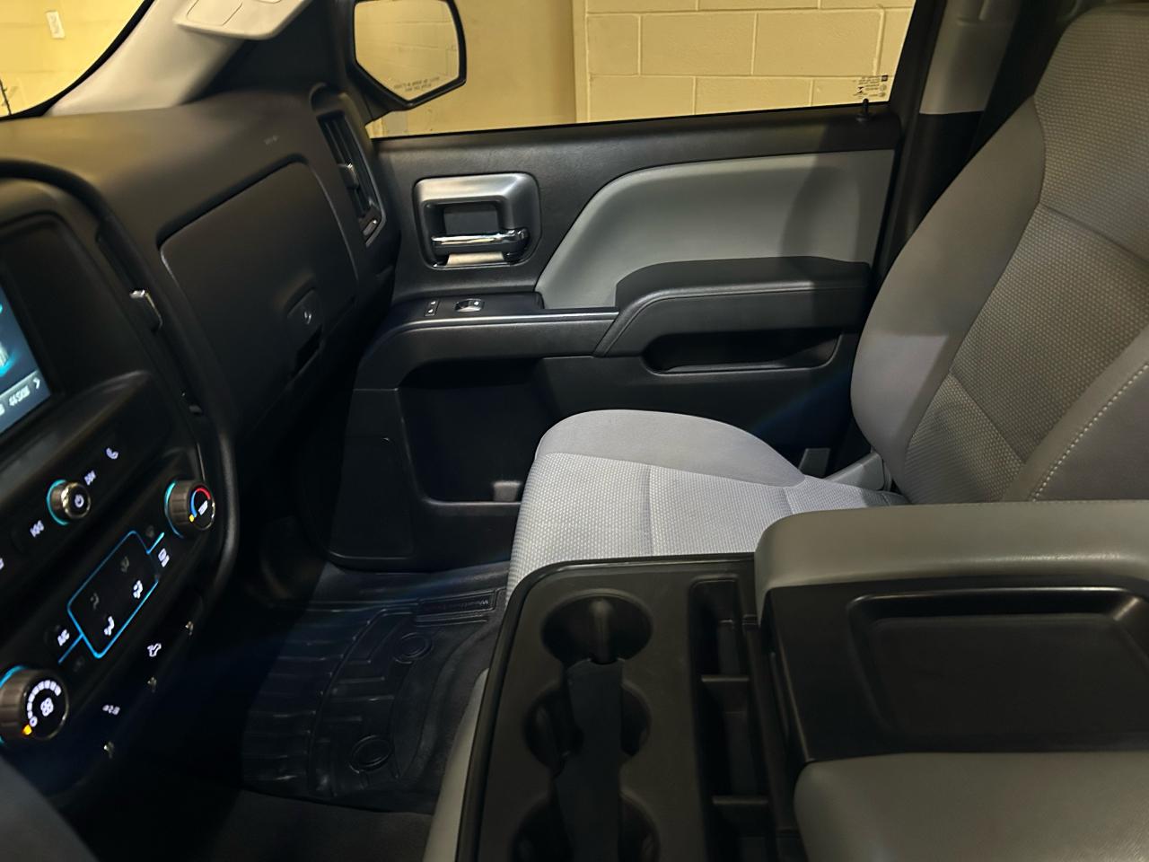 2019 Chevrolet Silverado 1500 Custom - Photo #10