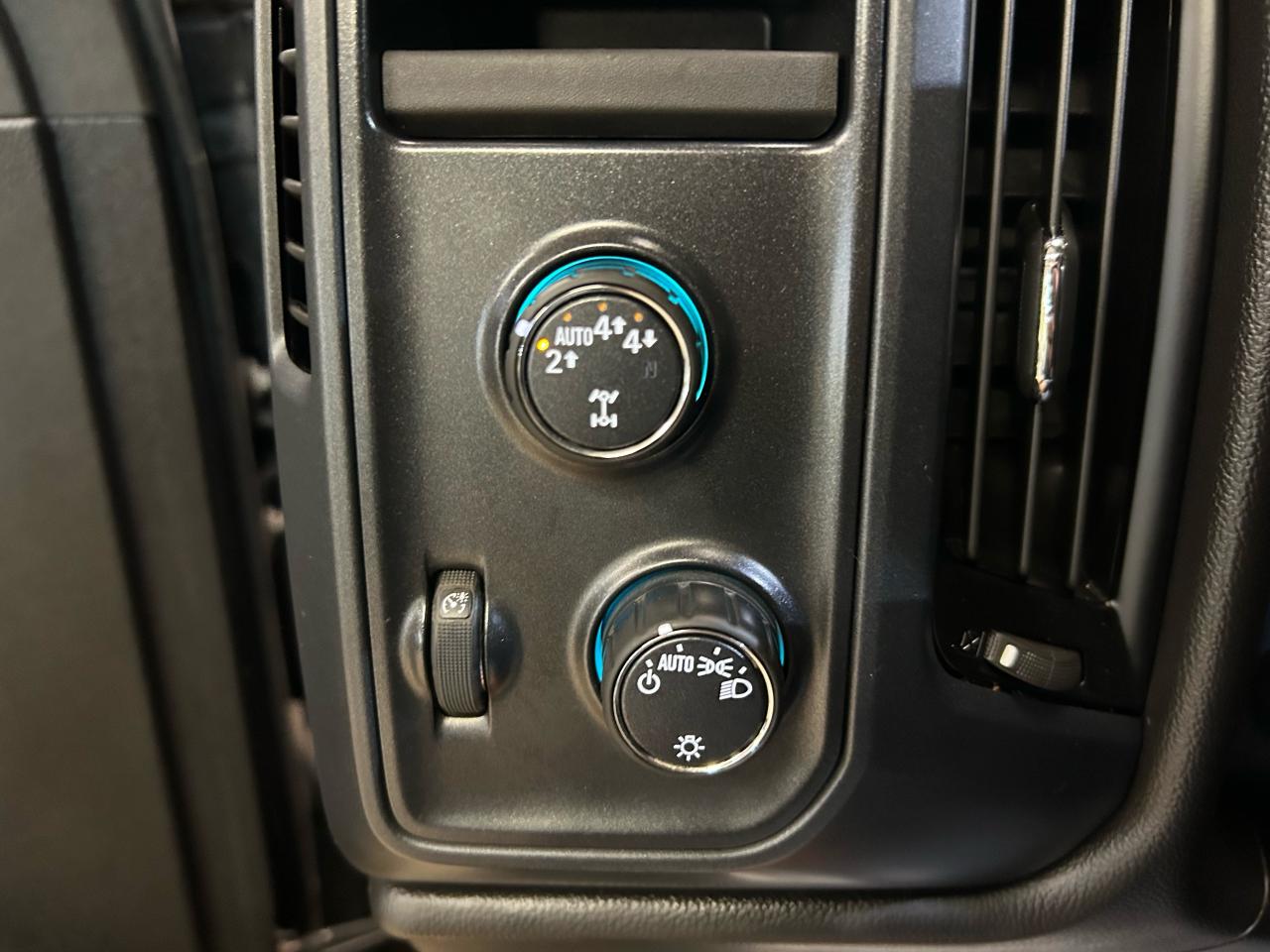 2019 Chevrolet Silverado 1500 Custom - Photo #12