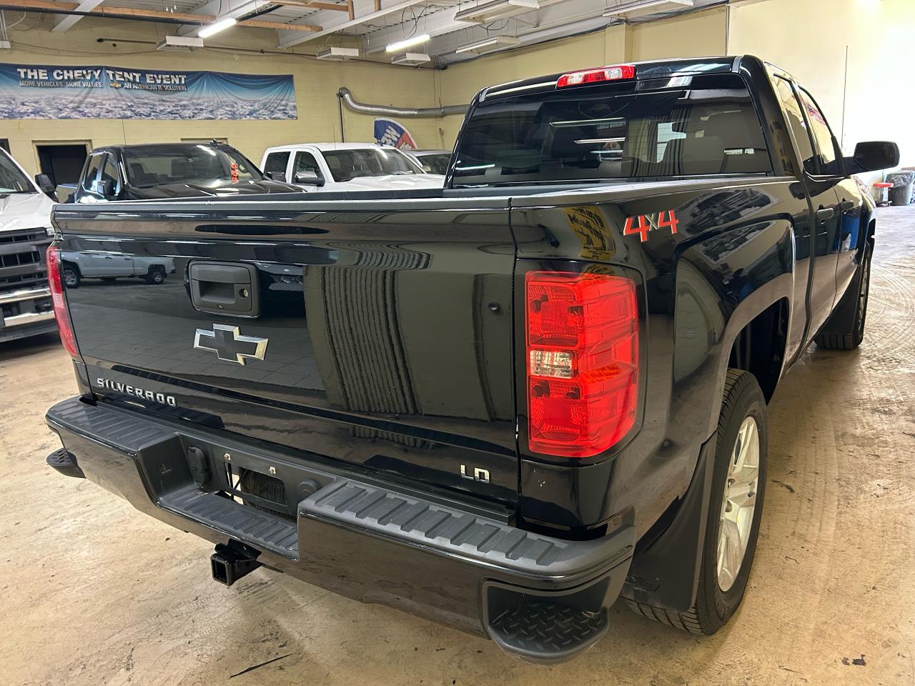 2019 Chevrolet Silverado 1500 Custom - Photo #5