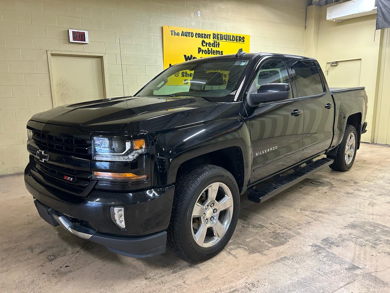 2019 Chevrolet Silverado 1500 Custom Photo2