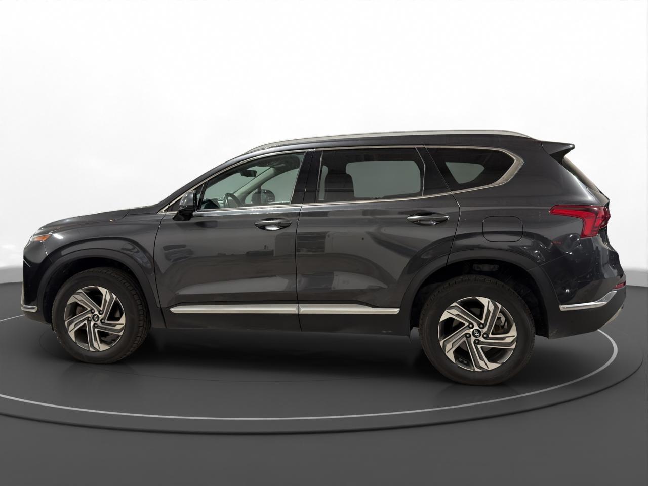 2023 Hyundai Santa Fe Preferred - Photo #4