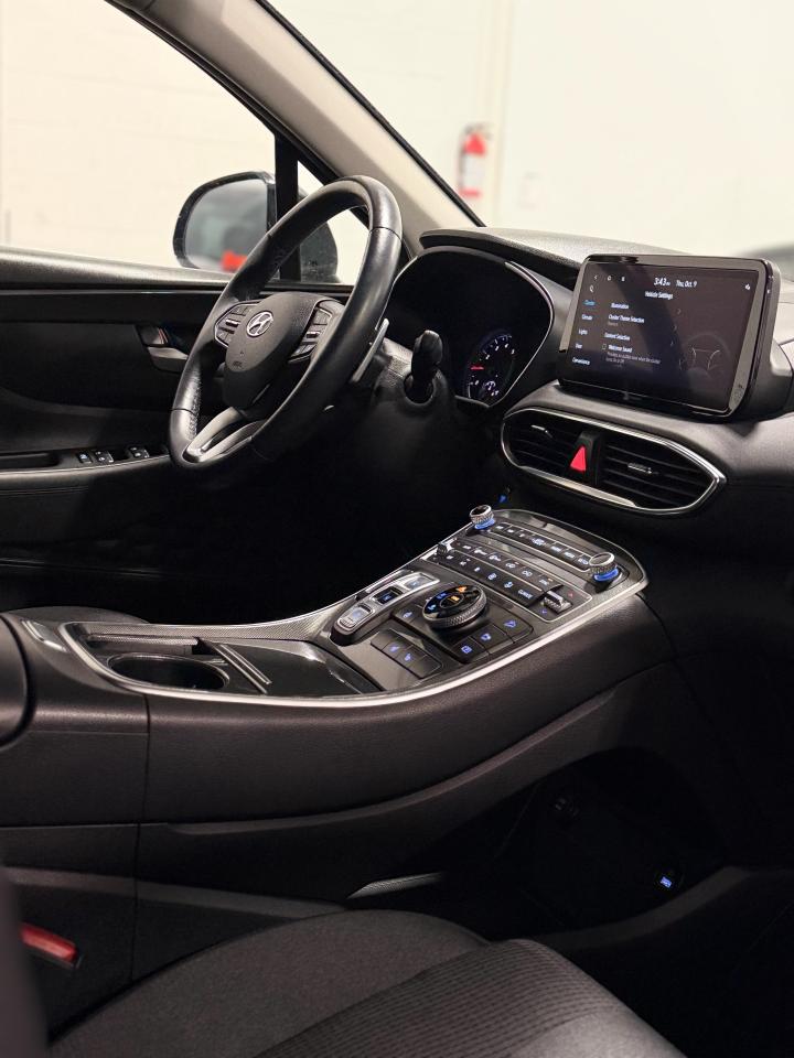 2023 Hyundai Santa Fe Preferred - Photo #26