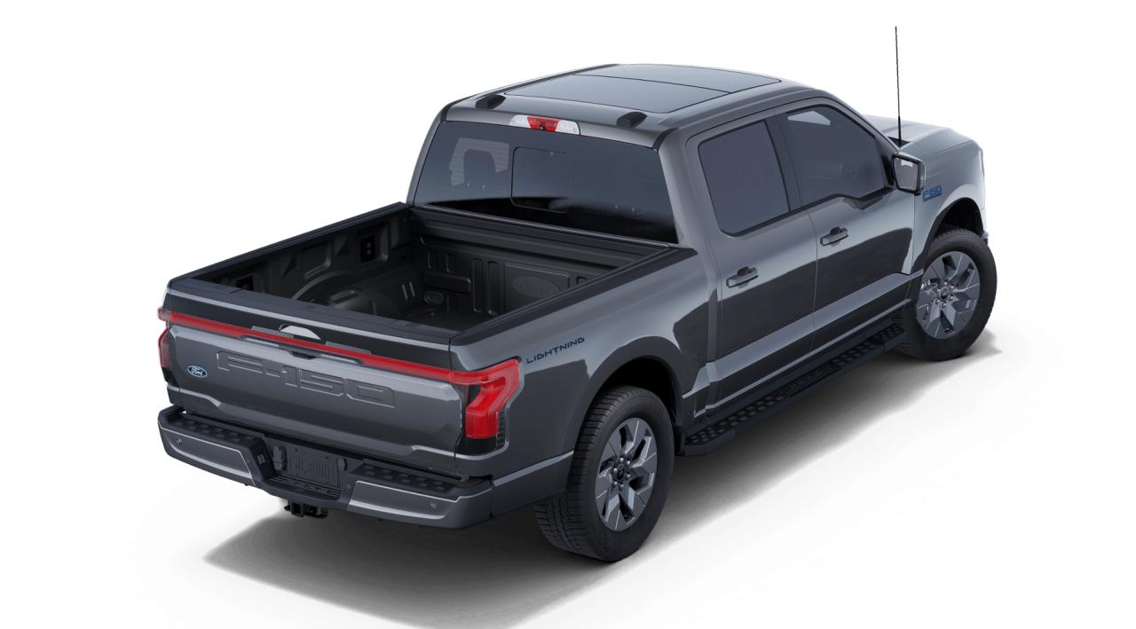 2025 Ford F-150 Lightning Lariat 4WD SuperCrew 5.5' Box Photo5