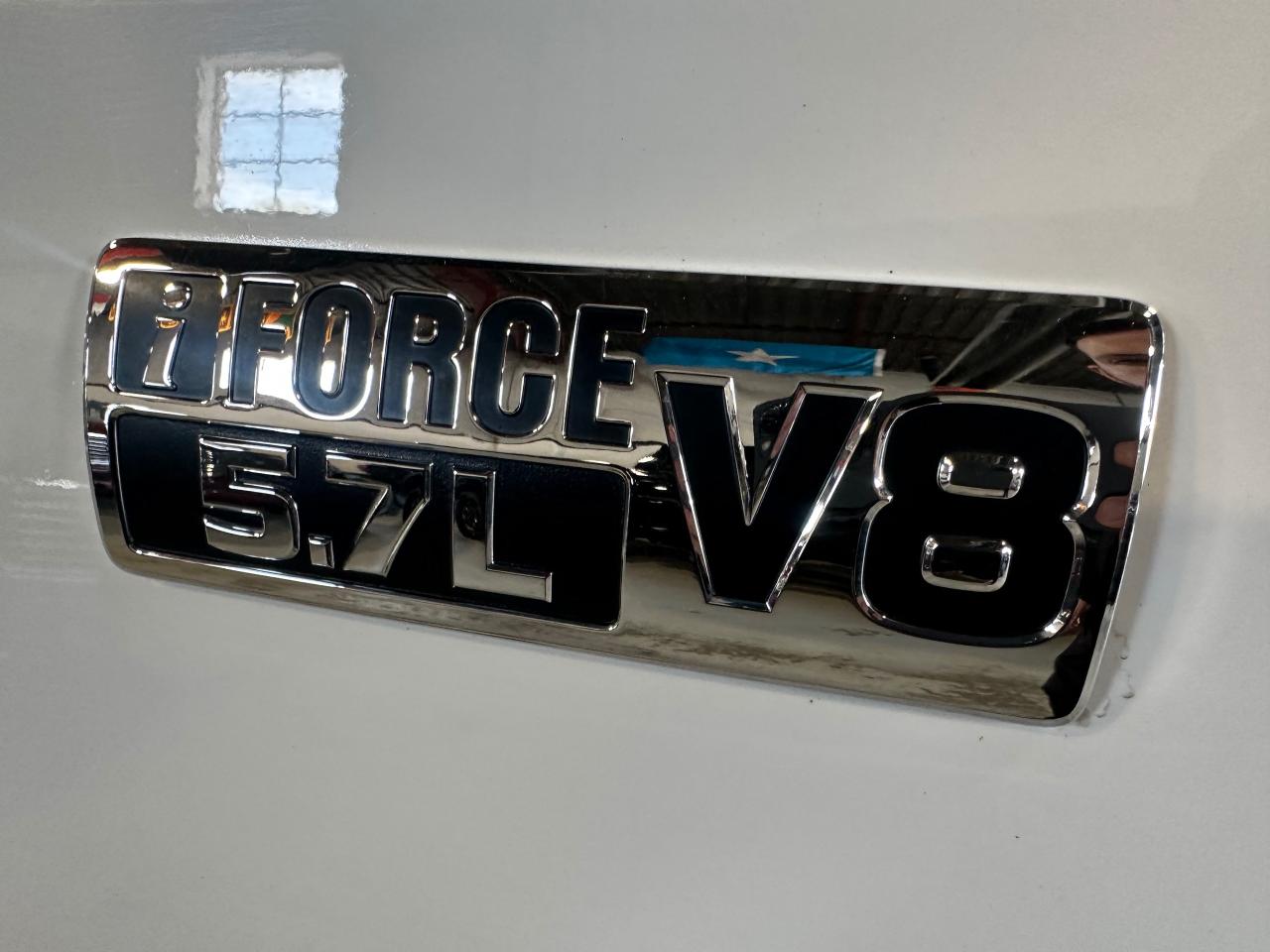 2019 Toyota Tundra 4X4 DOUBLE CAB 8FT LONGBOX SR5 Photo4