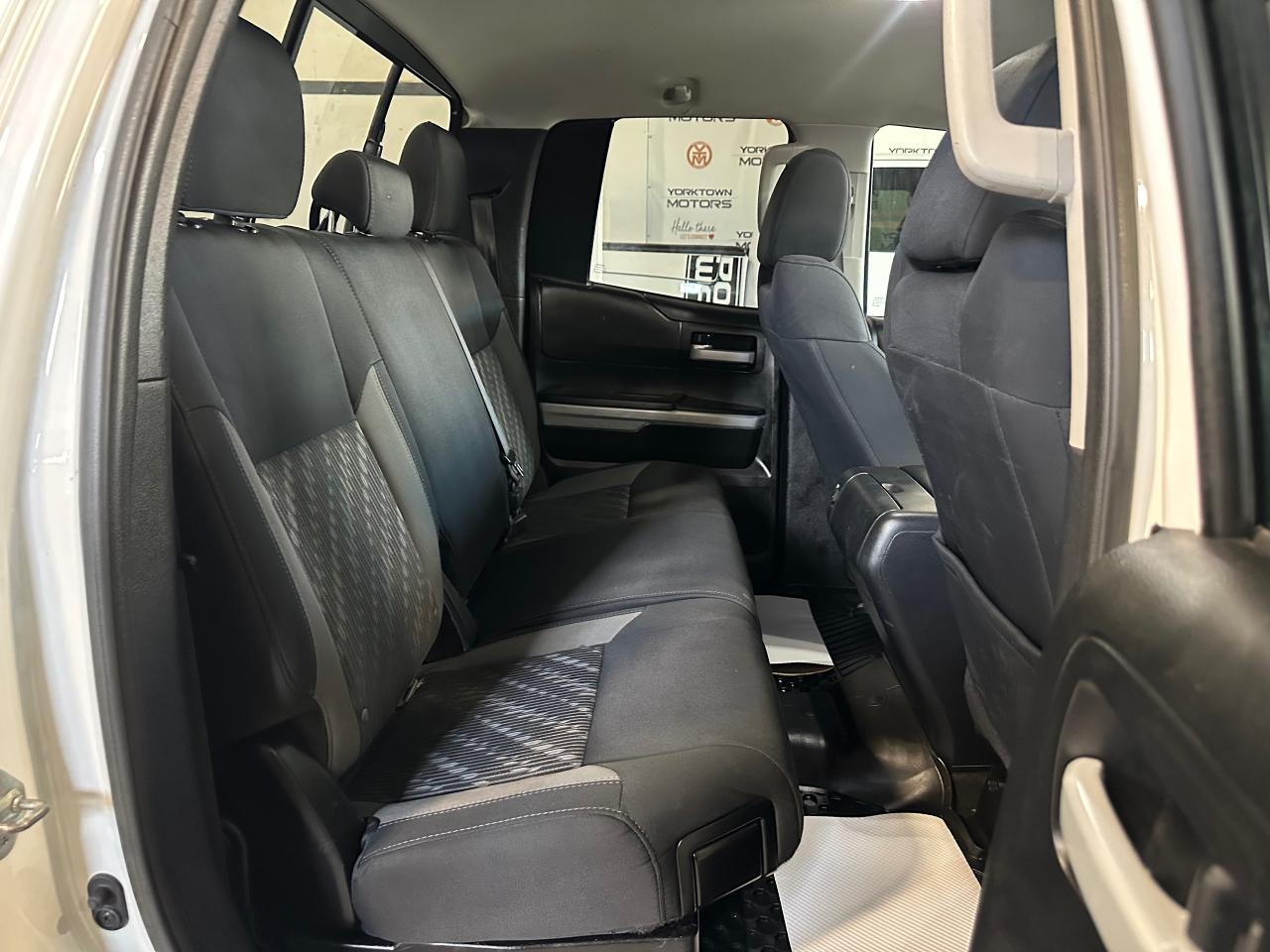 2019 Toyota Tundra 4X4 Double CAB Long SR5 Plus 5.7L - Photo #12