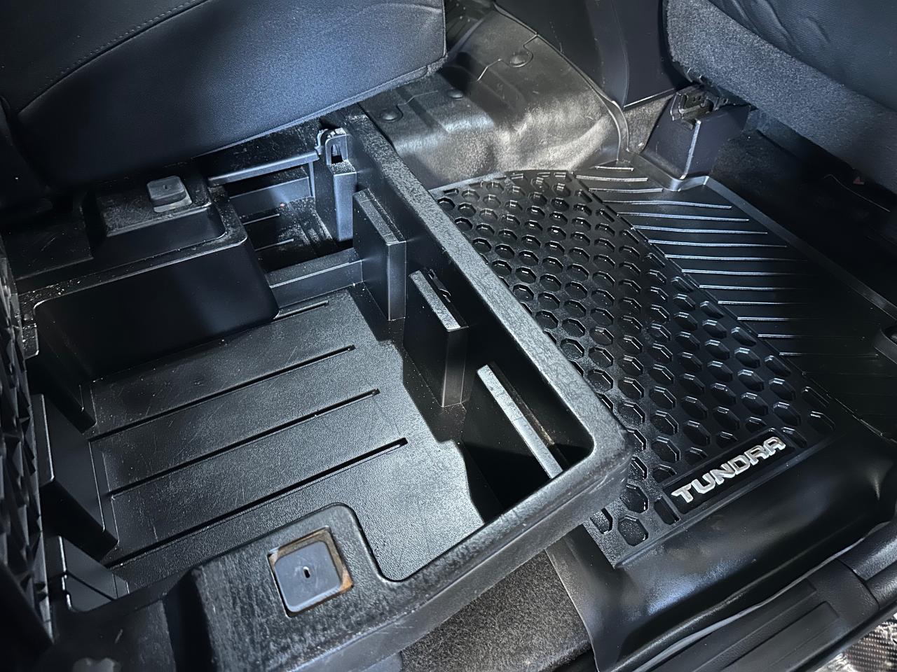2019 Toyota Tundra 4X4 Double CAB Long SR5 Plus 5.7L - Photo #14