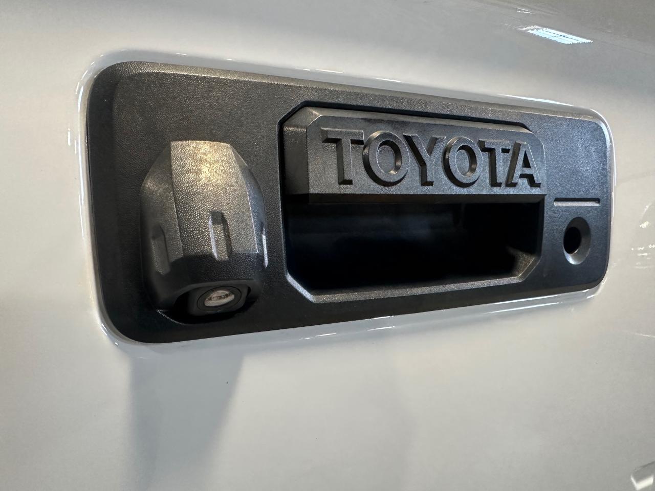 2019 Toyota Tundra 4X4 Double CAB Long SR5 Plus 5.7L - Photo #20