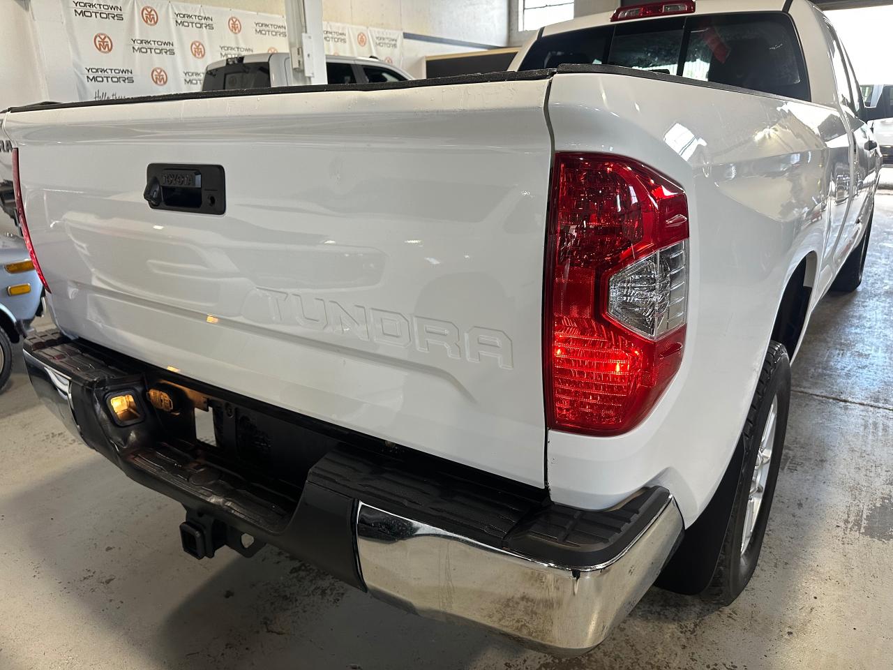 2019 Toyota Tundra 4X4 Double CAB Long SR5 Plus 5.7L - Photo #17