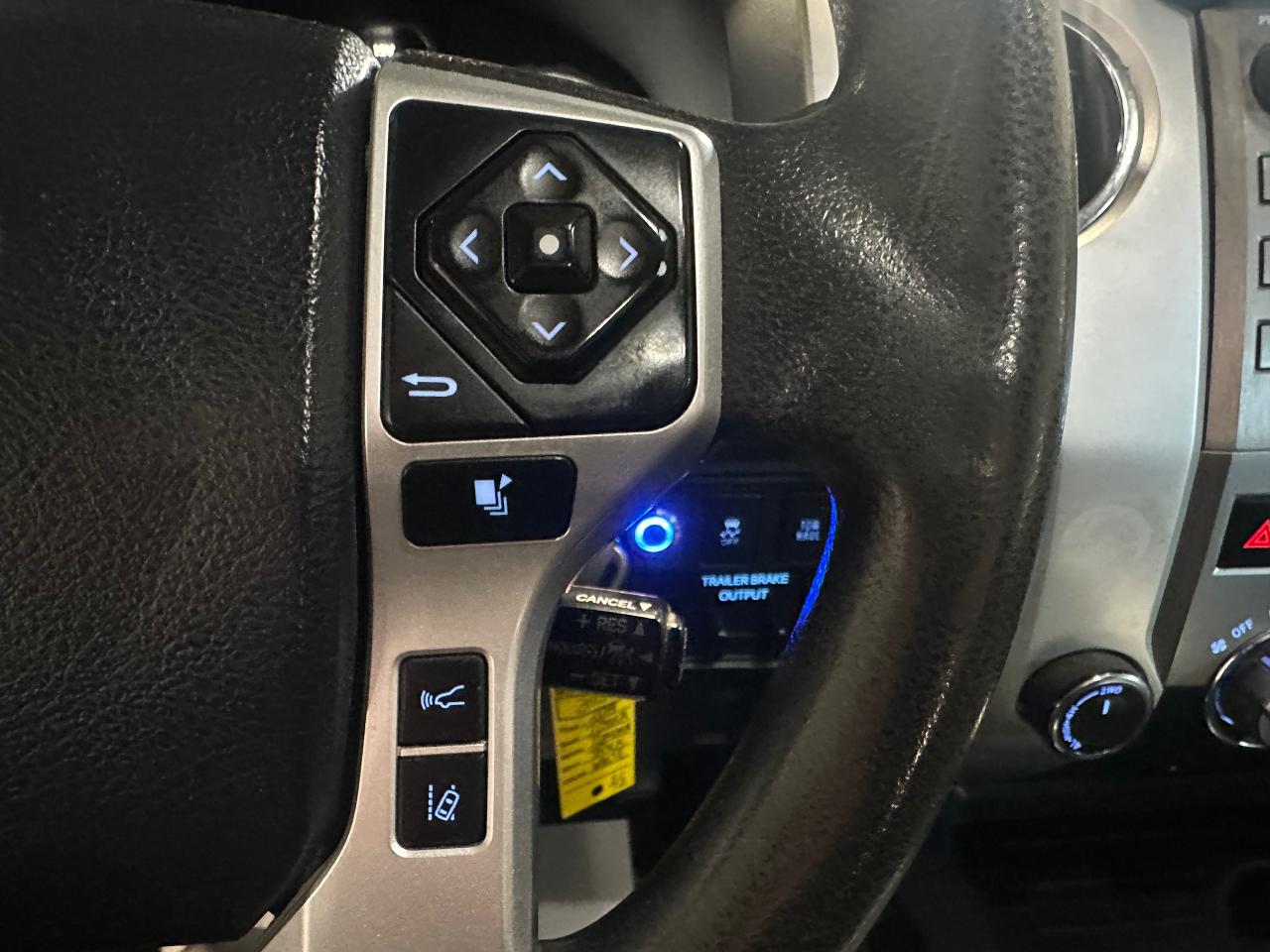 2019 Toyota Tundra 4X4 Double CAB Long SR5 Plus 5.7L - Photo #28