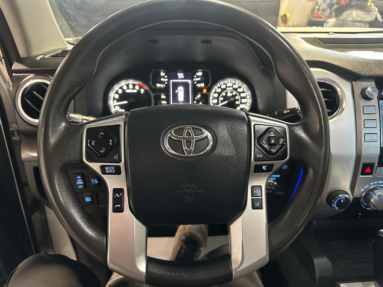 2019 Toyota Tundra 4X4 Double CAB Long SR5 Plus 5.7L - Photo #27