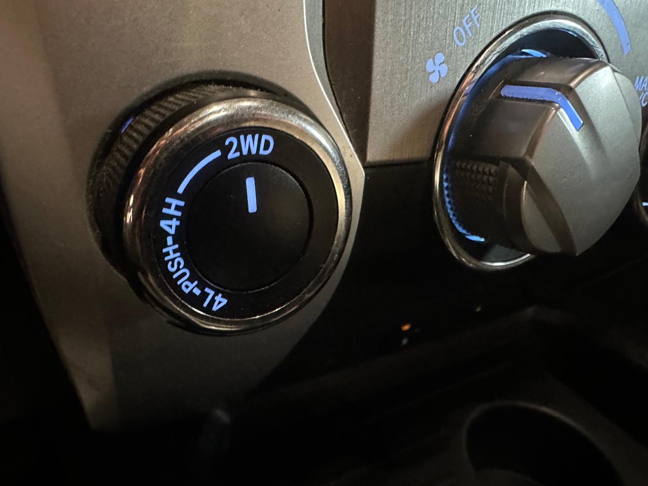 2019 Toyota Tundra 4X4 Double CAB Long SR5 Plus 5.7L - Photo #36