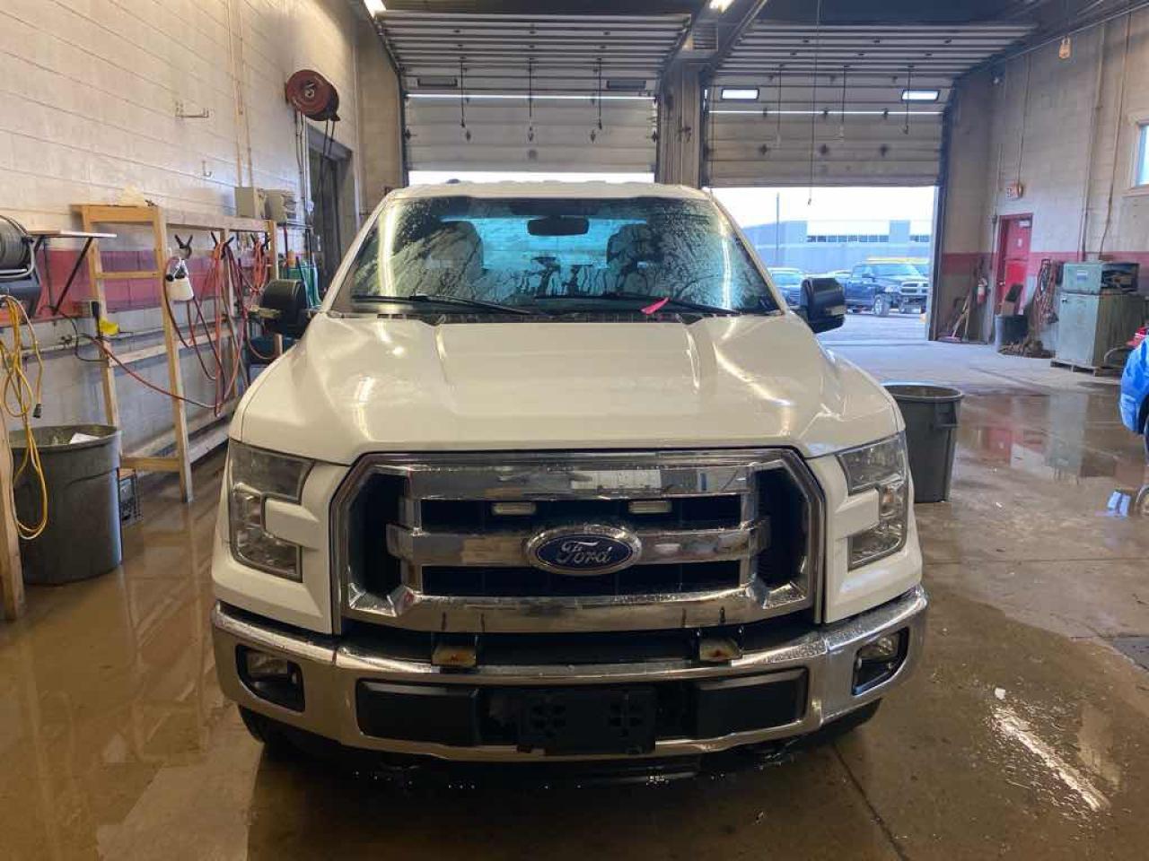 2015 Ford F-150 SUPER CAB - Photo #2