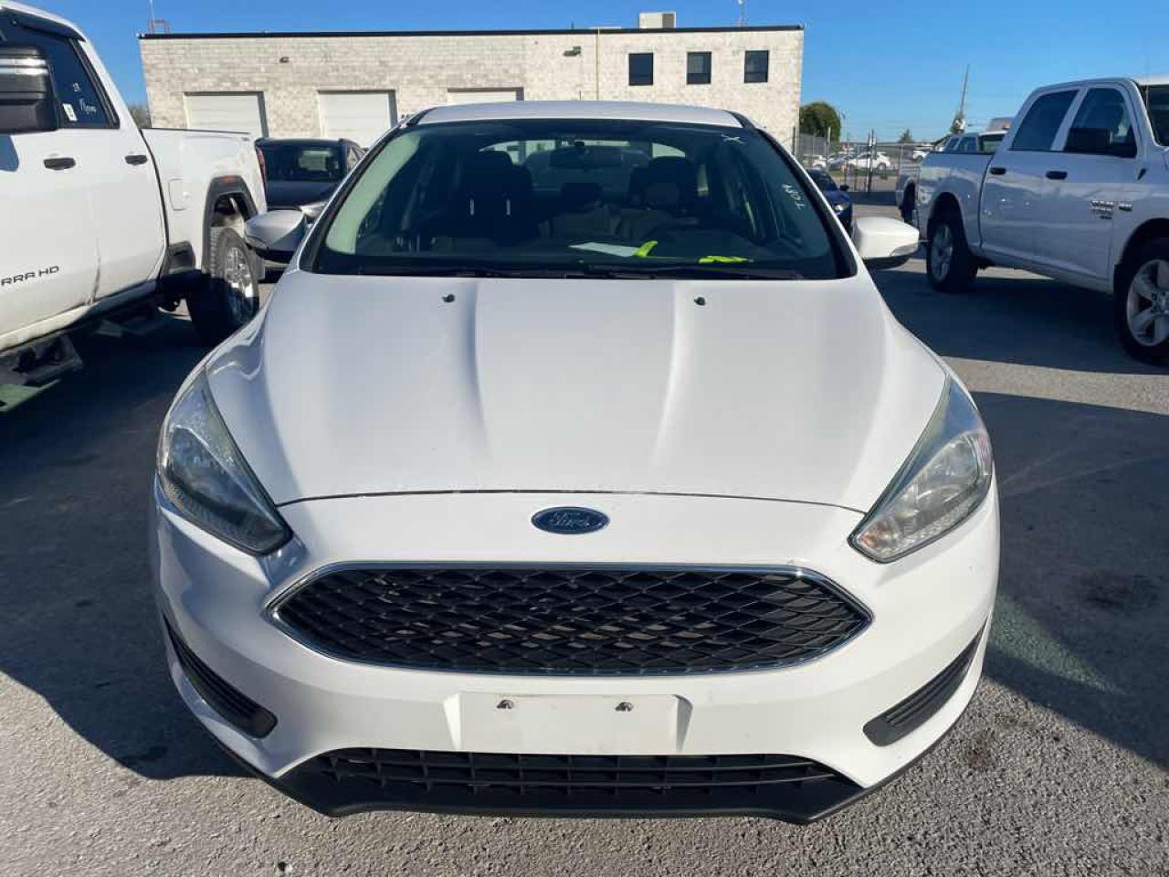 2015 Ford Focus SE - Photo #2