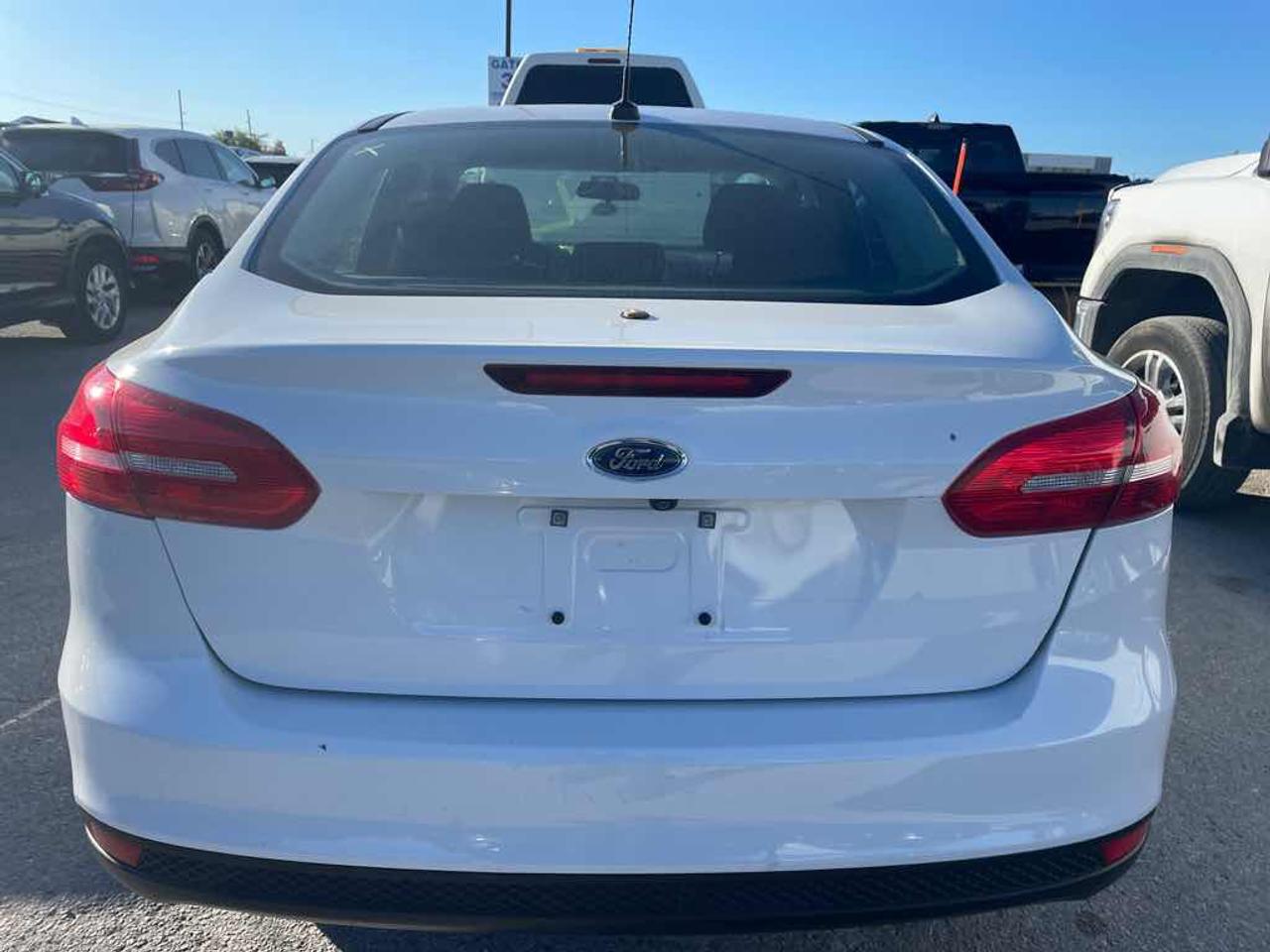 2015 Ford Focus SE Photo