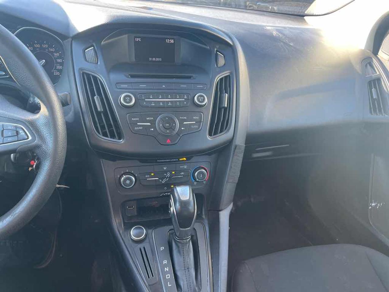 2015 Ford Focus SE Photo