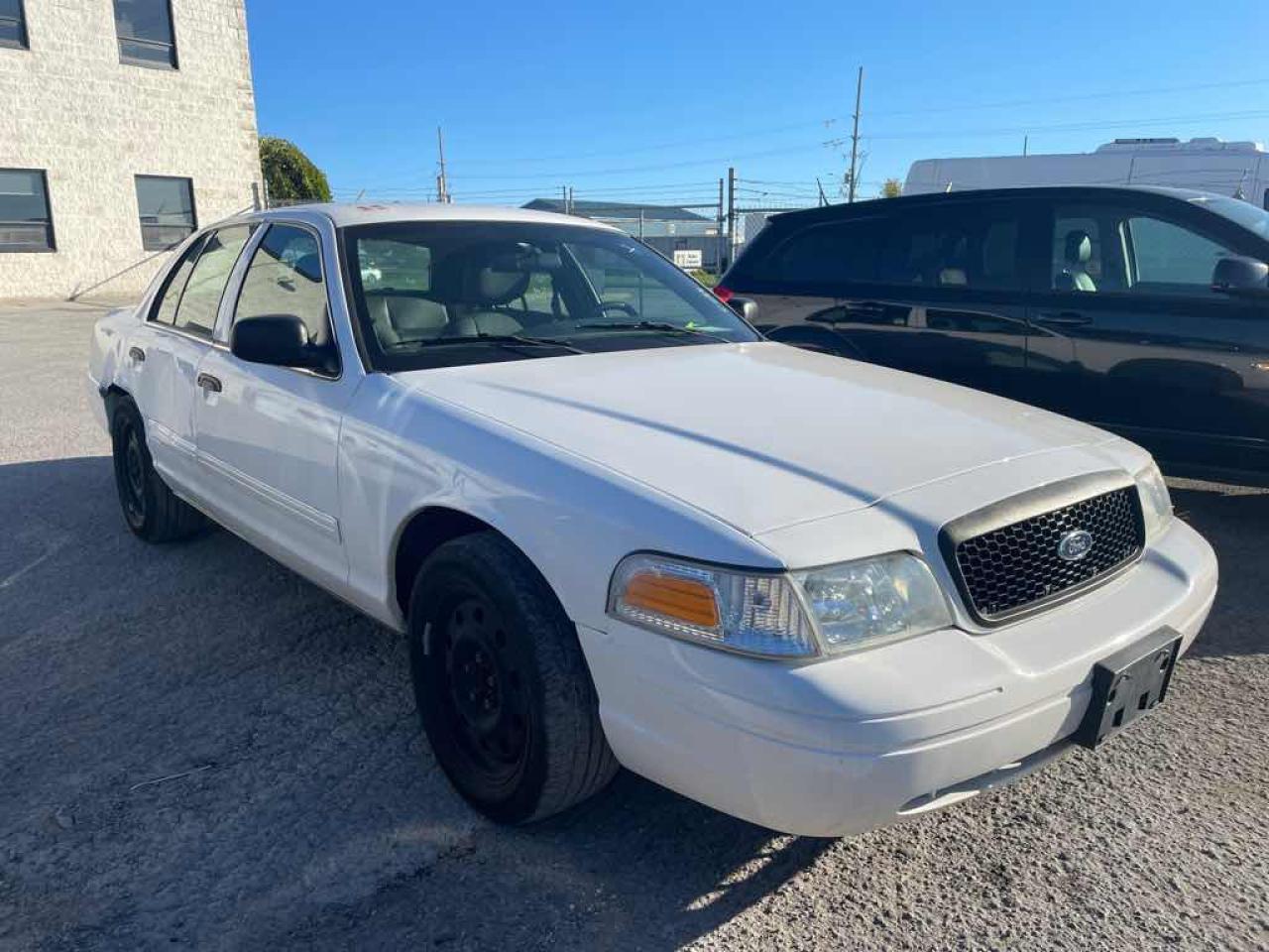 2010 Ford Crown Victoria POL - Photo #3