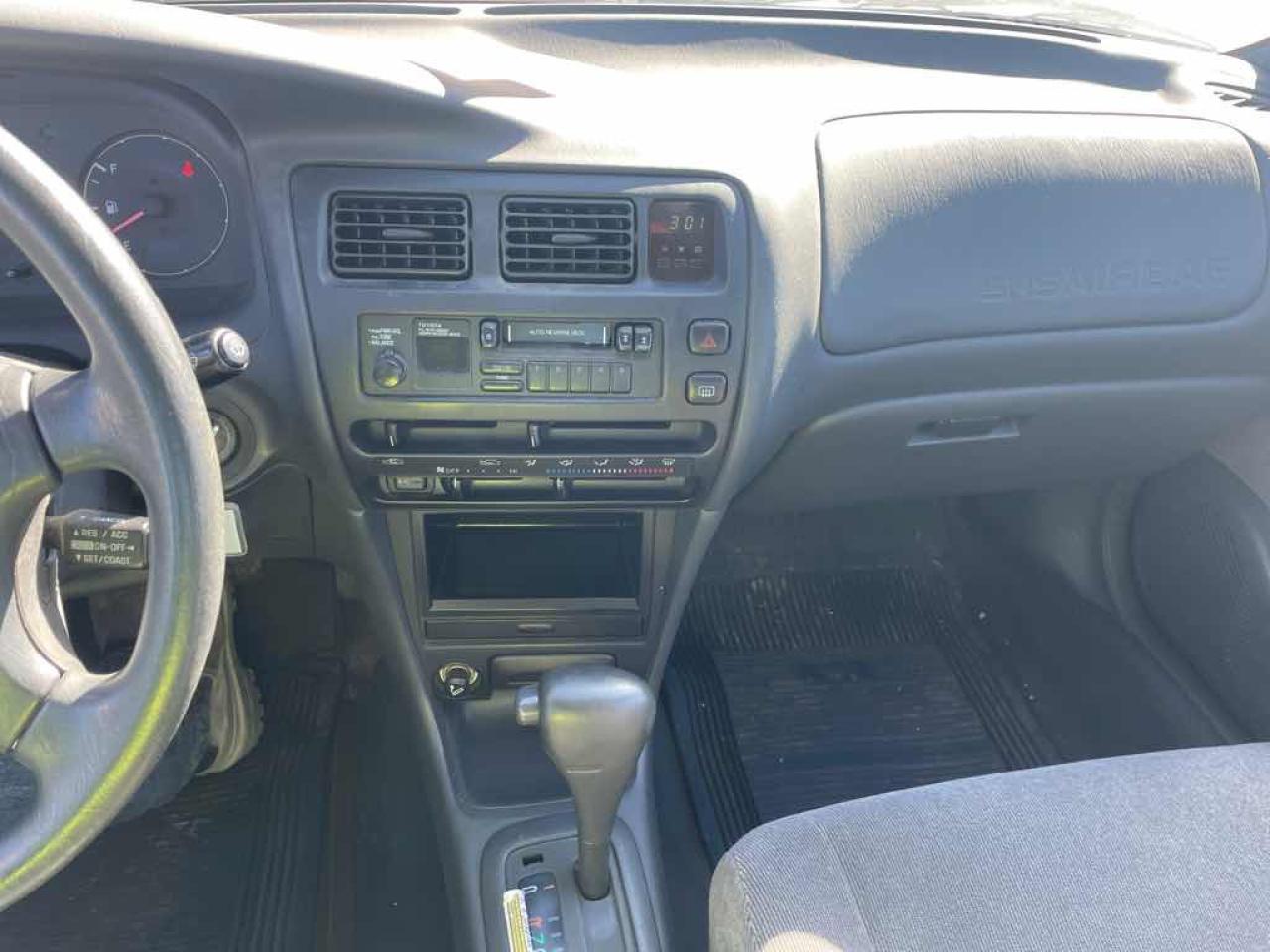 1994 Toyota Corolla  - Photo #10