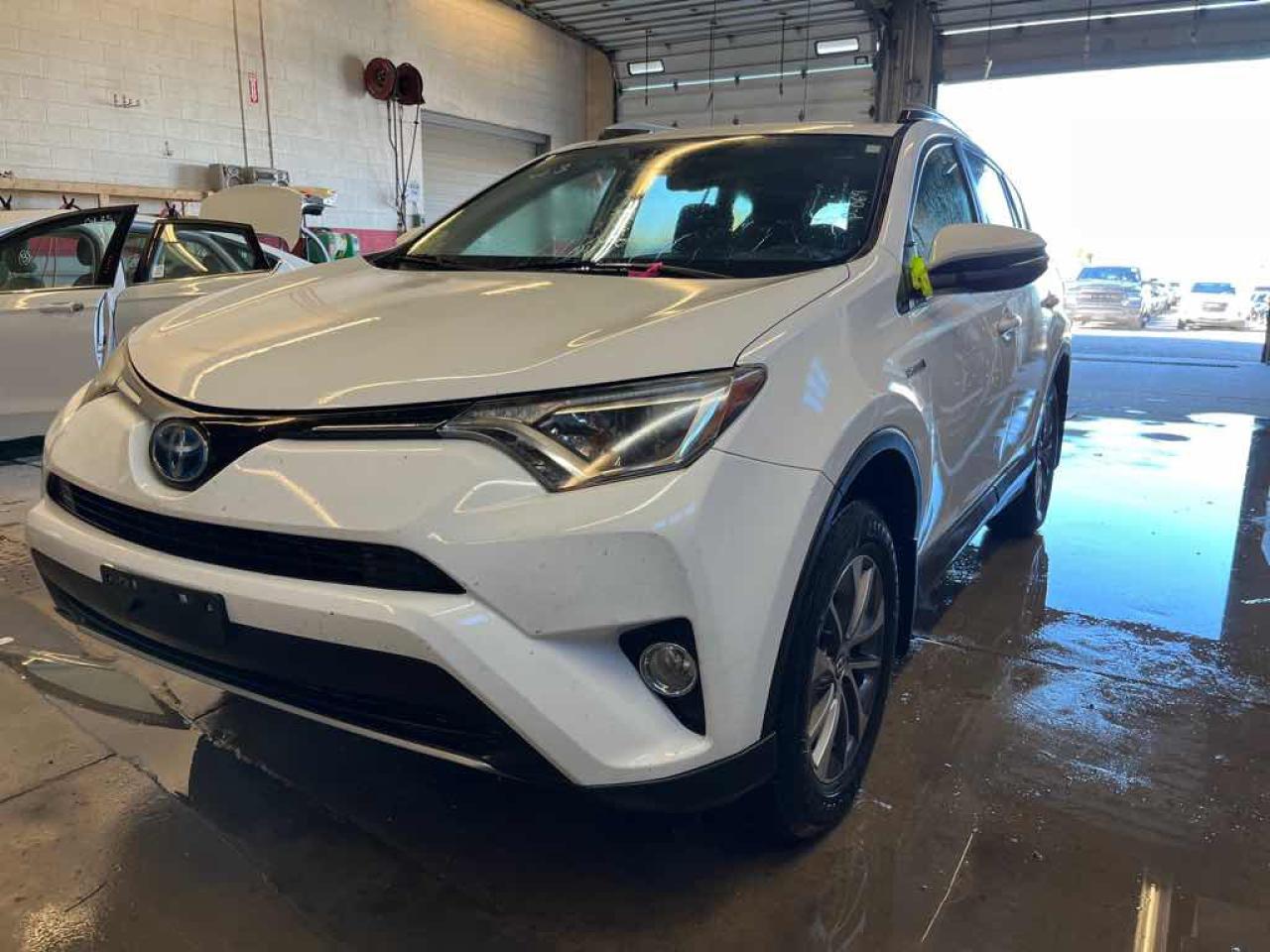 2017 Toyota RAV4 HV