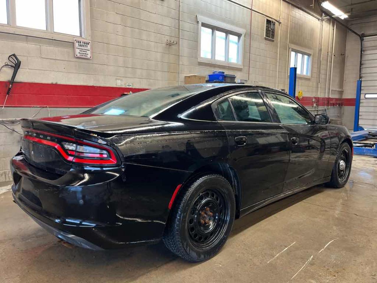 2016 Dodge Charger Police - Photo #4