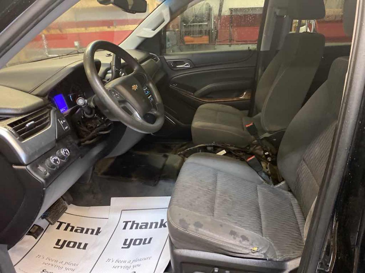 2016 CHEVRO SUBURBAN K1500 - Photo #8