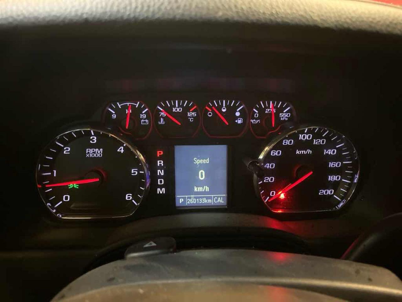 2016 CHEVRO SUBURBAN K1500 - Photo #9